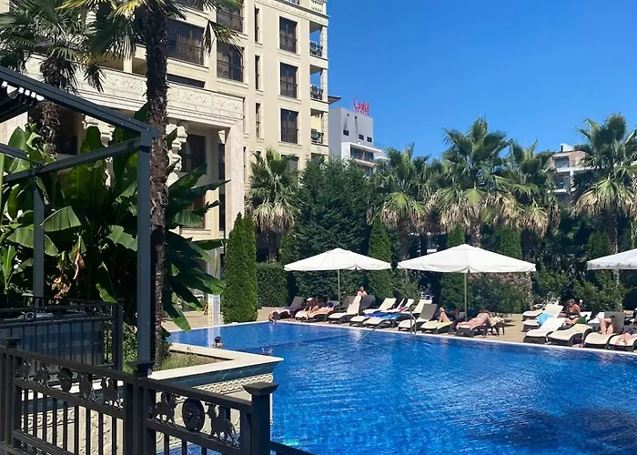 Argisht Luxury 4 Pools アパート ゴールデンサンド